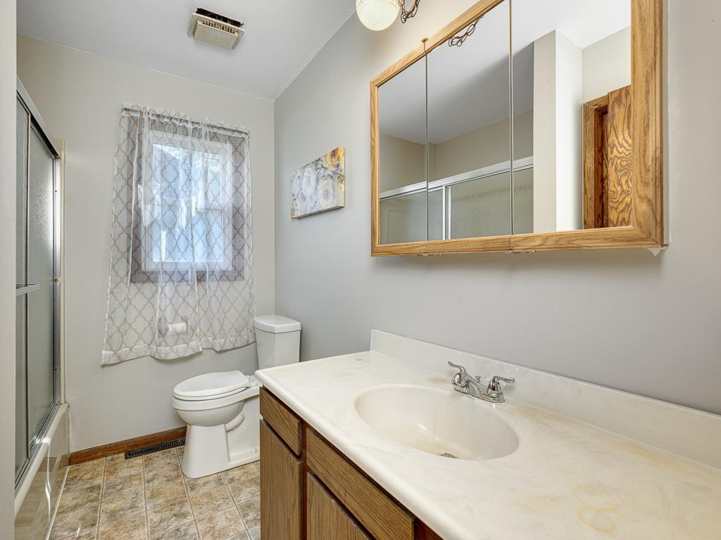 417 S Elm Street Property Photo 11