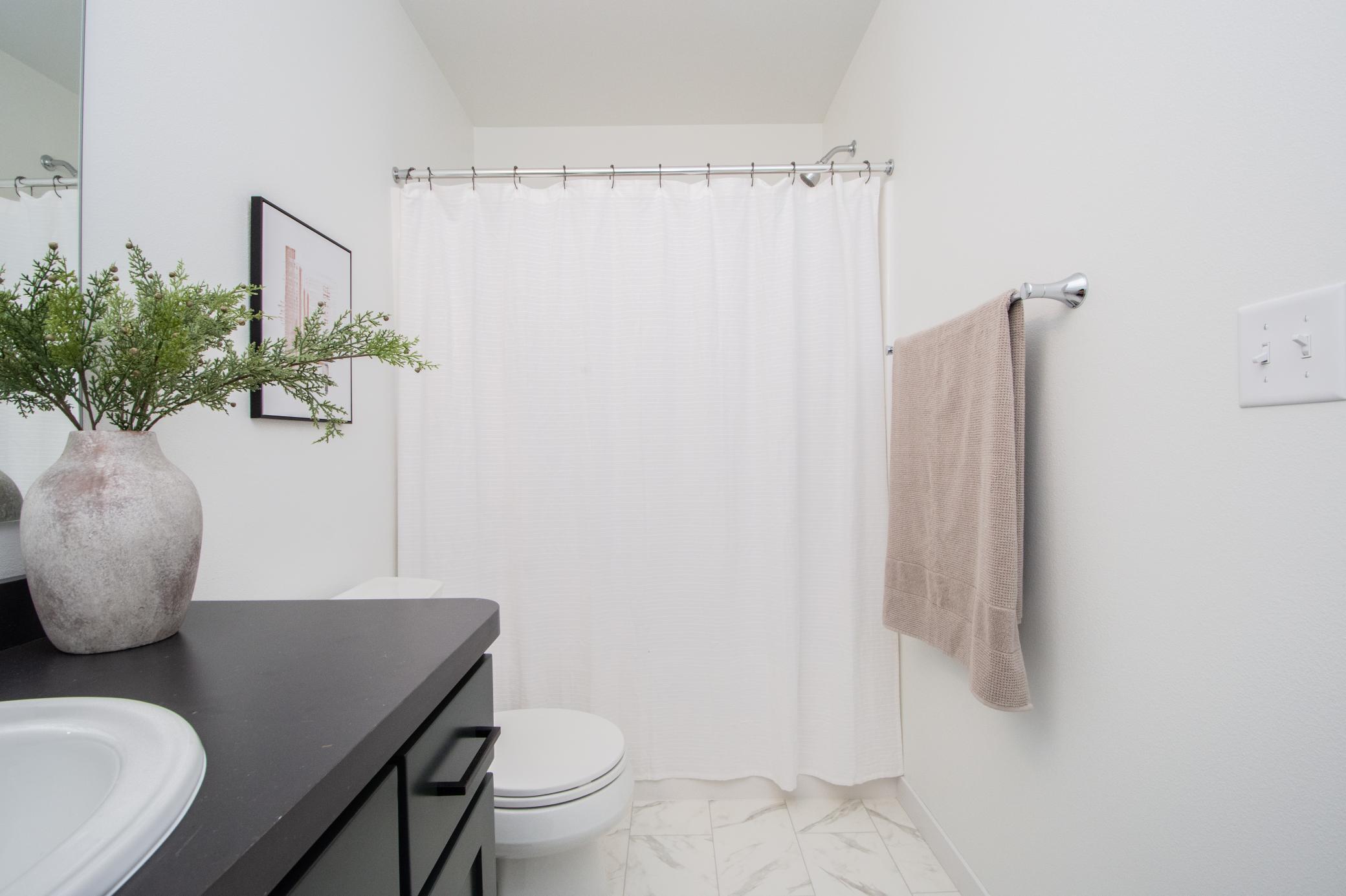 6747 Selkirk Drive S Property Photo 20