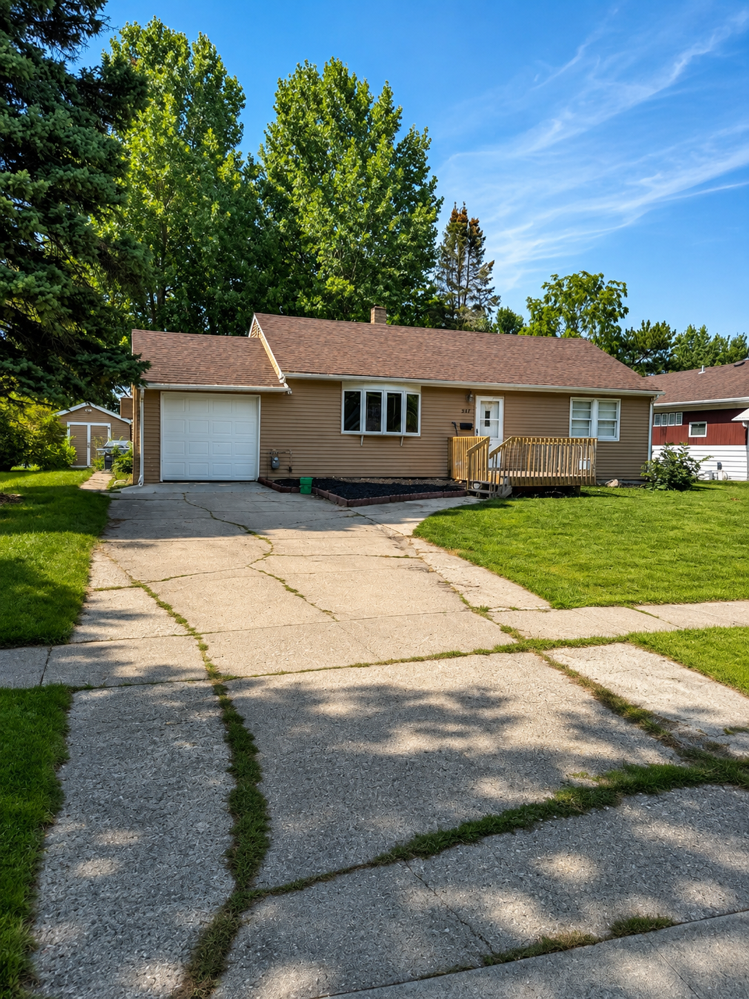 847 3rd Street N Property Photo 2
