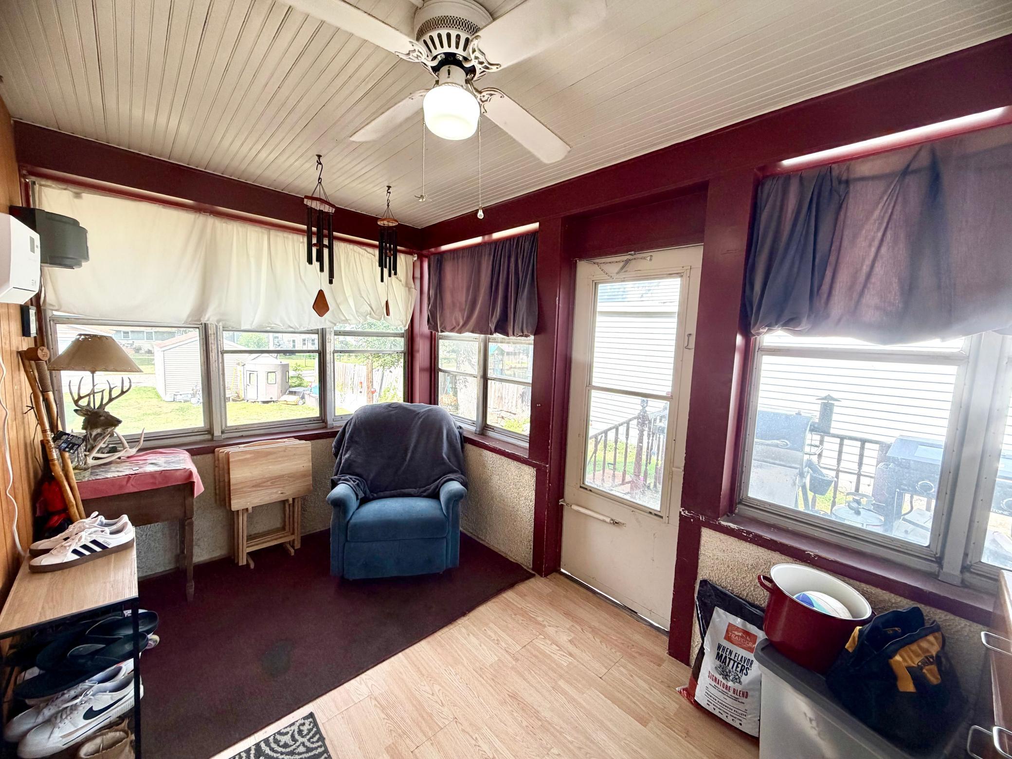514 State Street E Property Photo 15