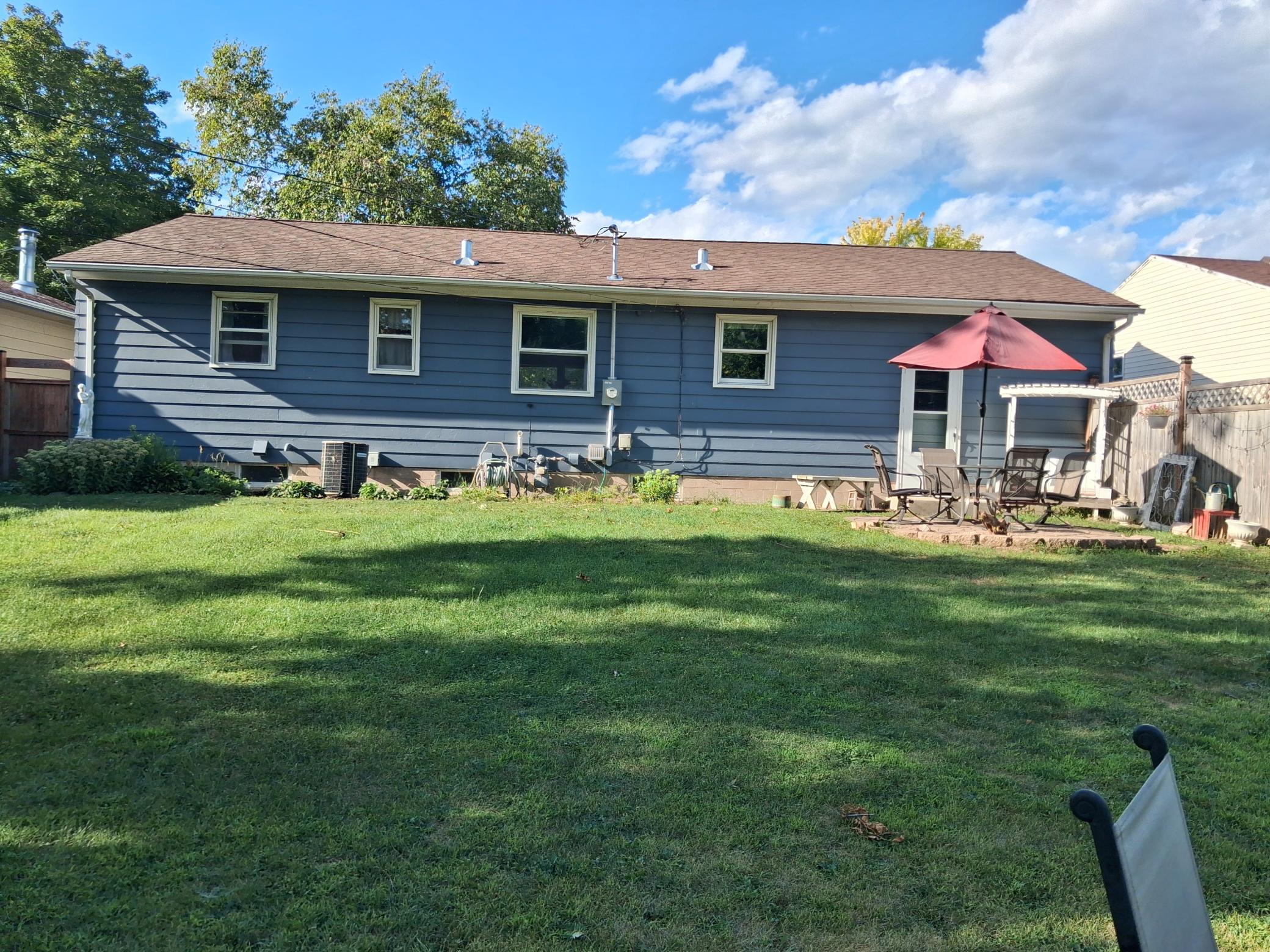 724 E Channing Avenue Property Photo 2