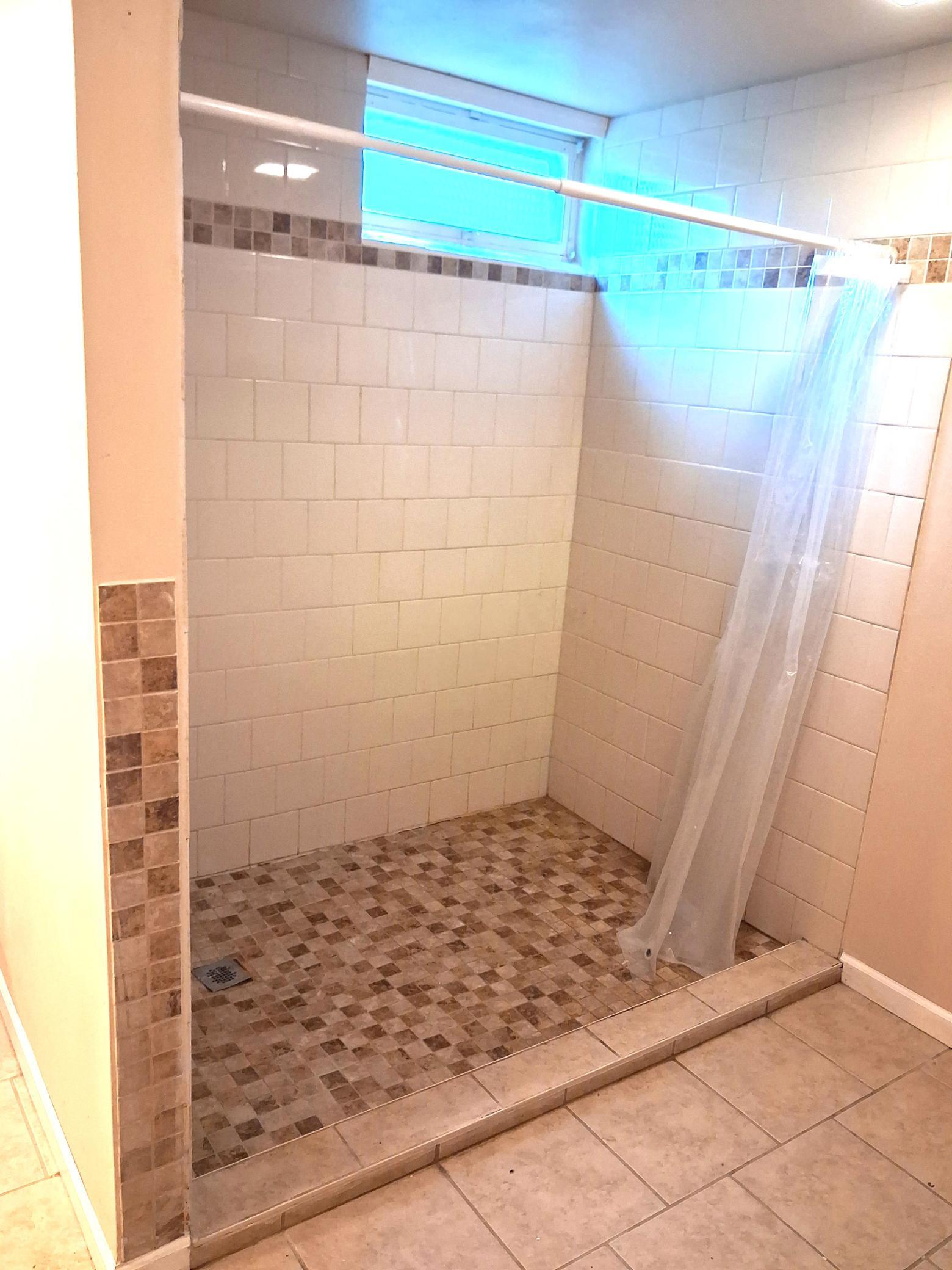 724 E Channing Avenue Property Photo 23