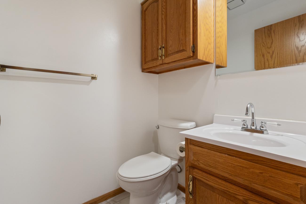 1433 Morris Avenue Property Photo 5