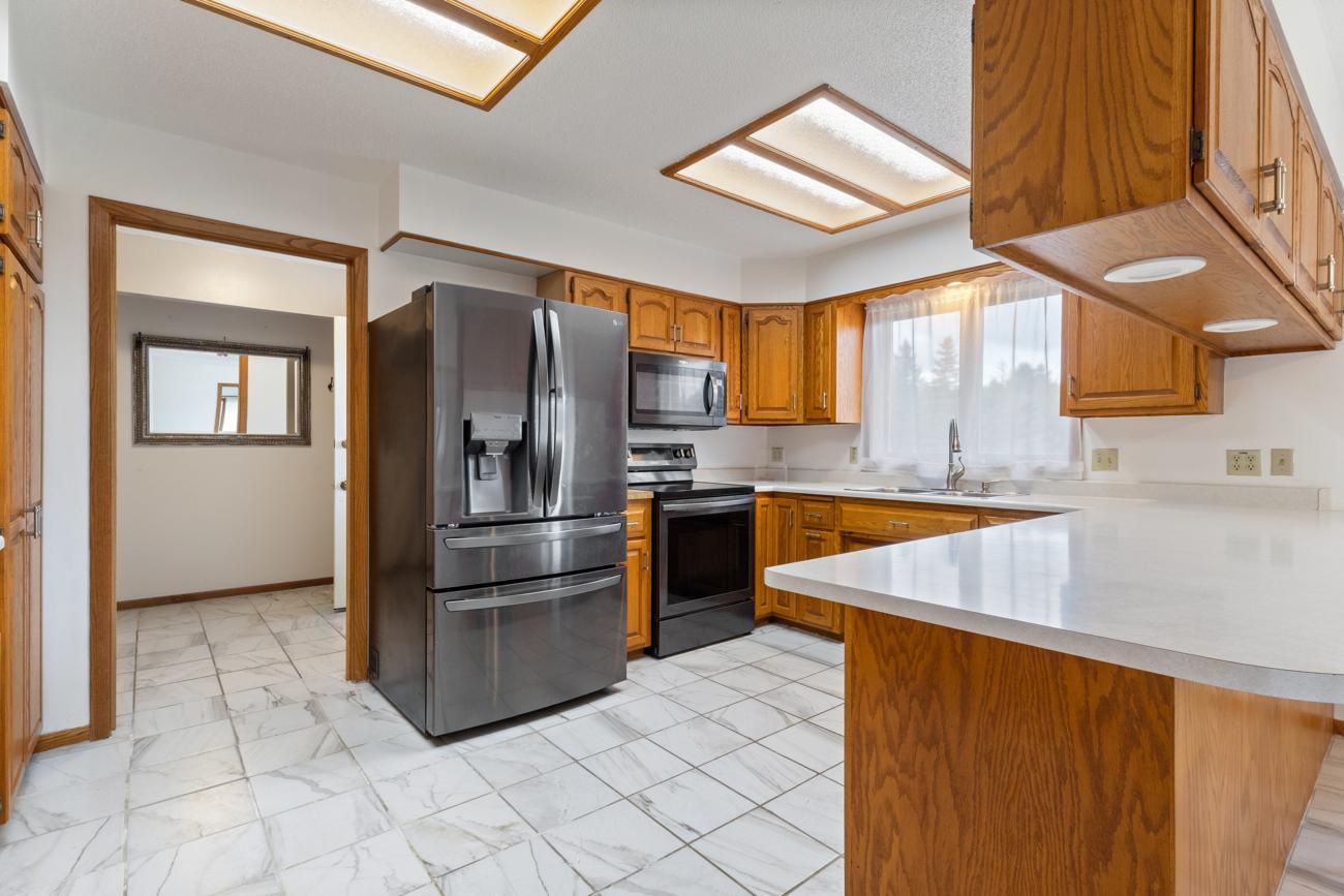 1433 Morris Avenue Property Photo 11