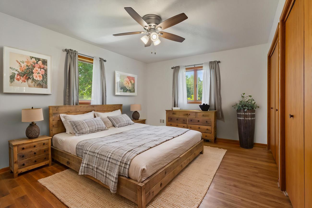 1433 Morris Avenue Property Photo 22