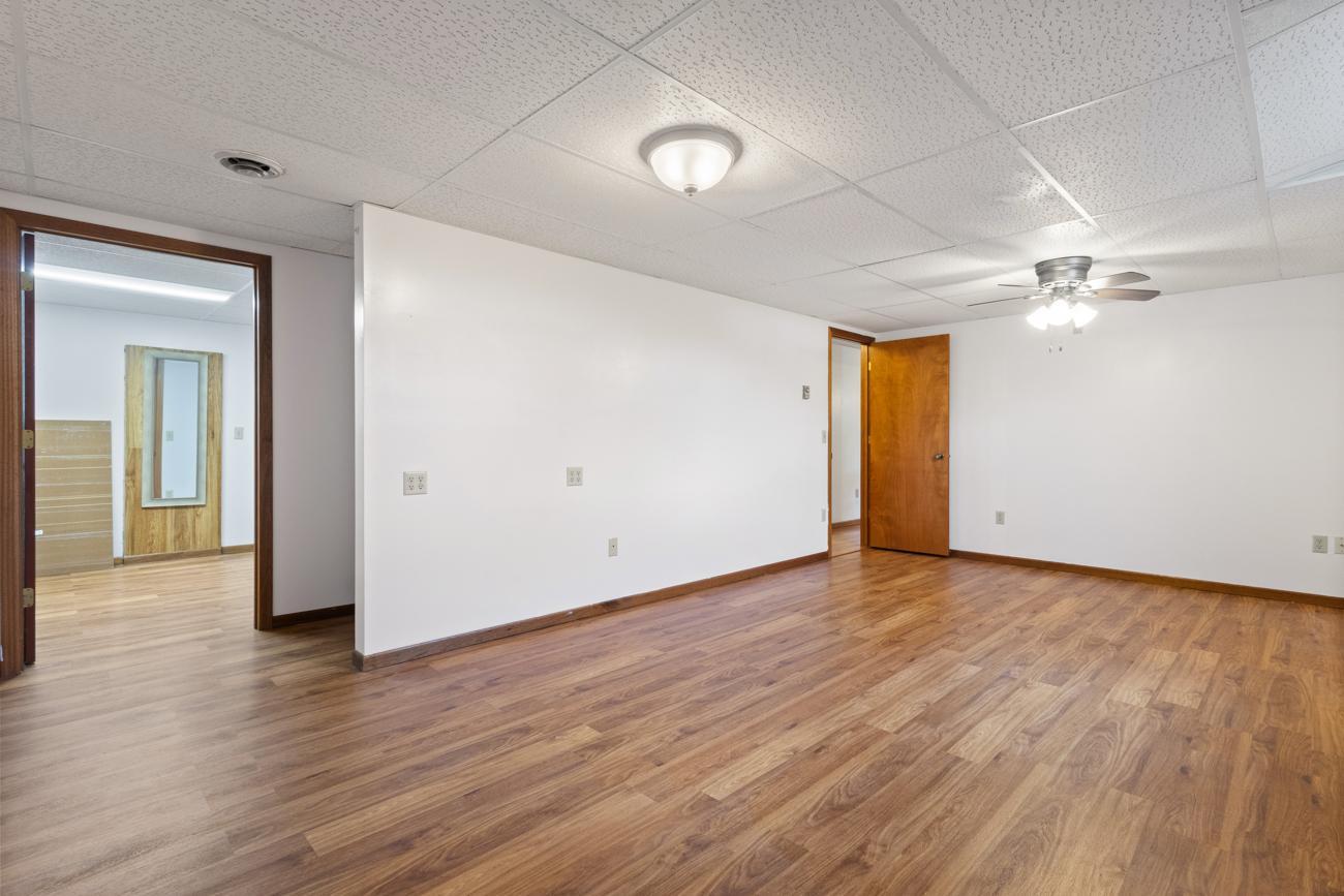 1433 Morris Avenue Property Photo 25