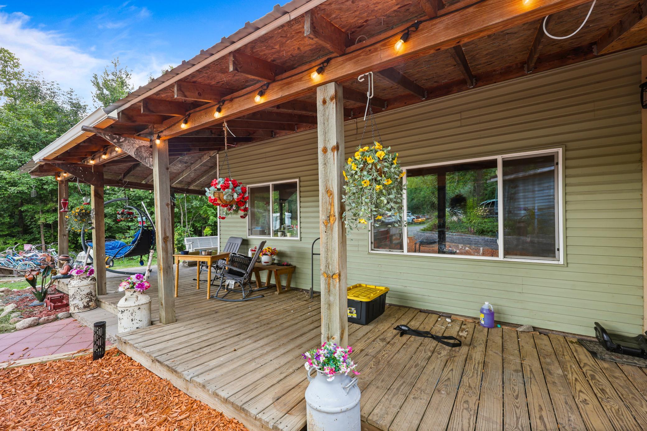 16962 State Highway 27 Property Photo 3