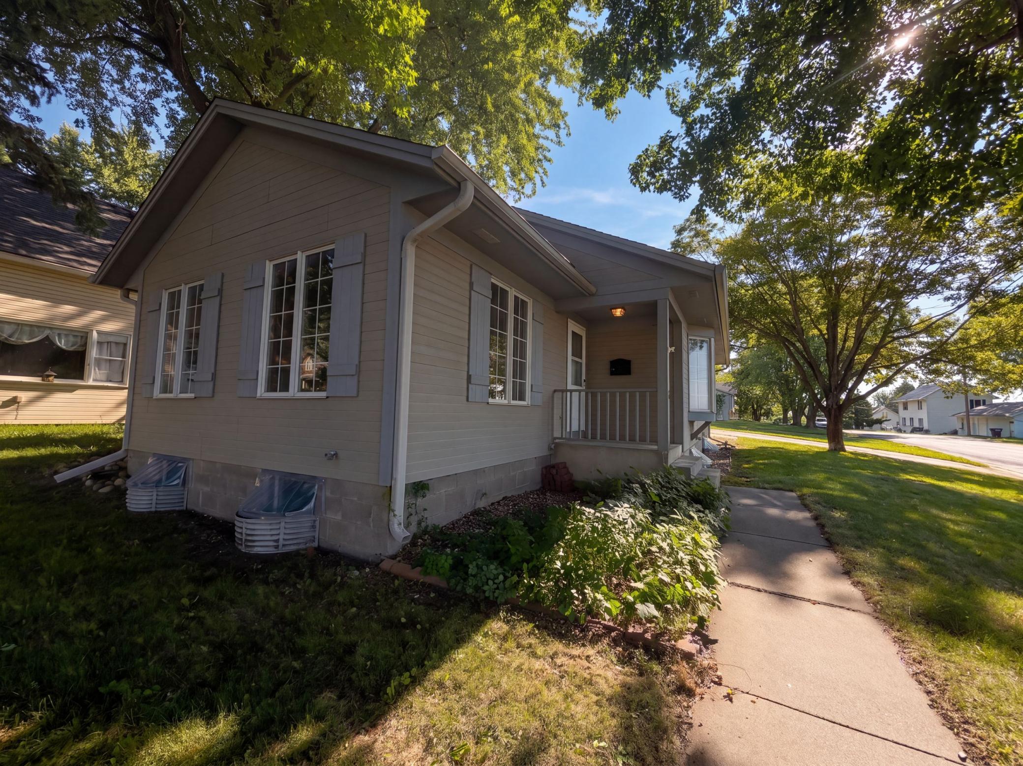 441 S Elm Street Property Photo 15