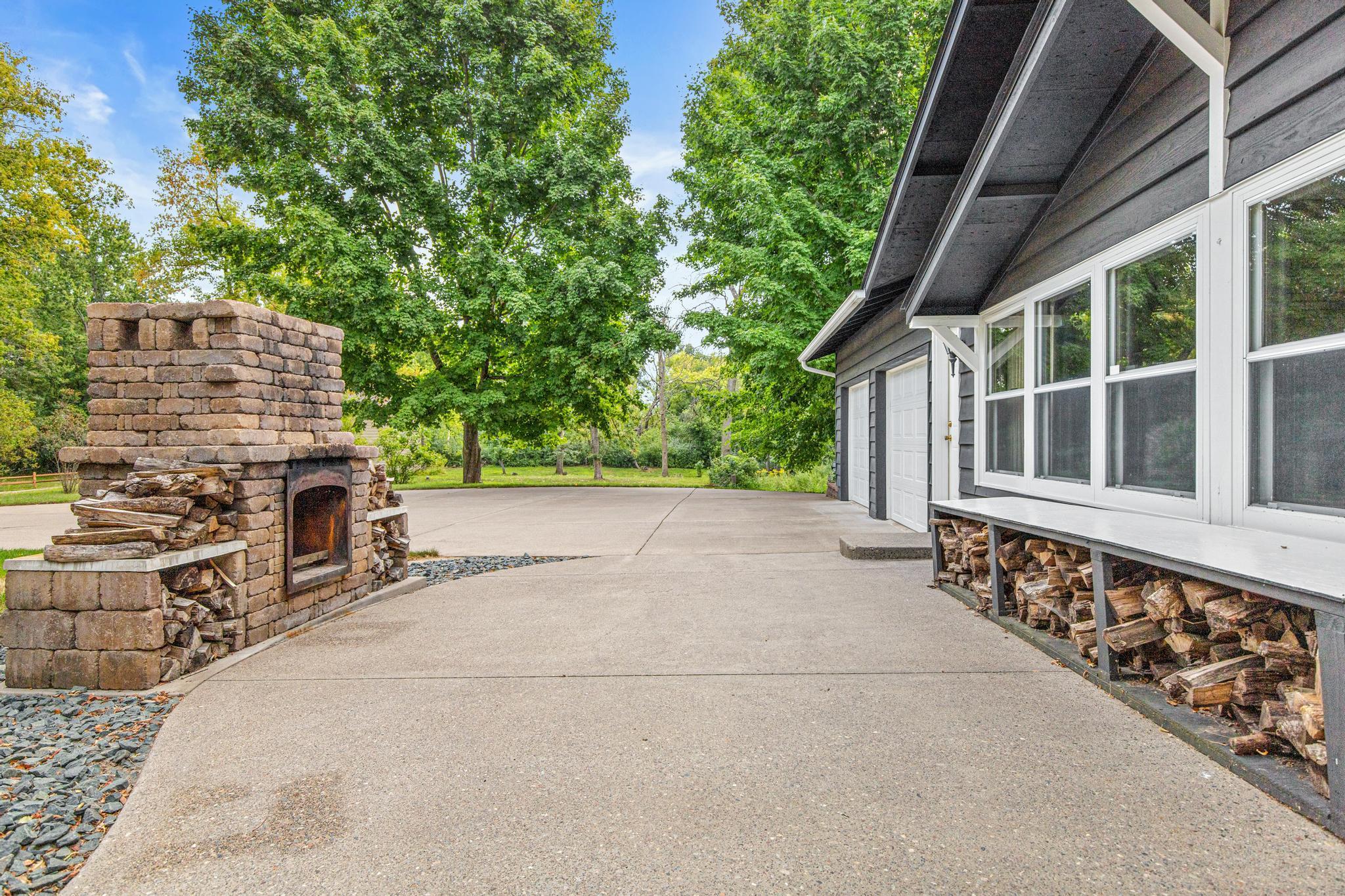 30155 Norway Drive Nw Property Photo 3