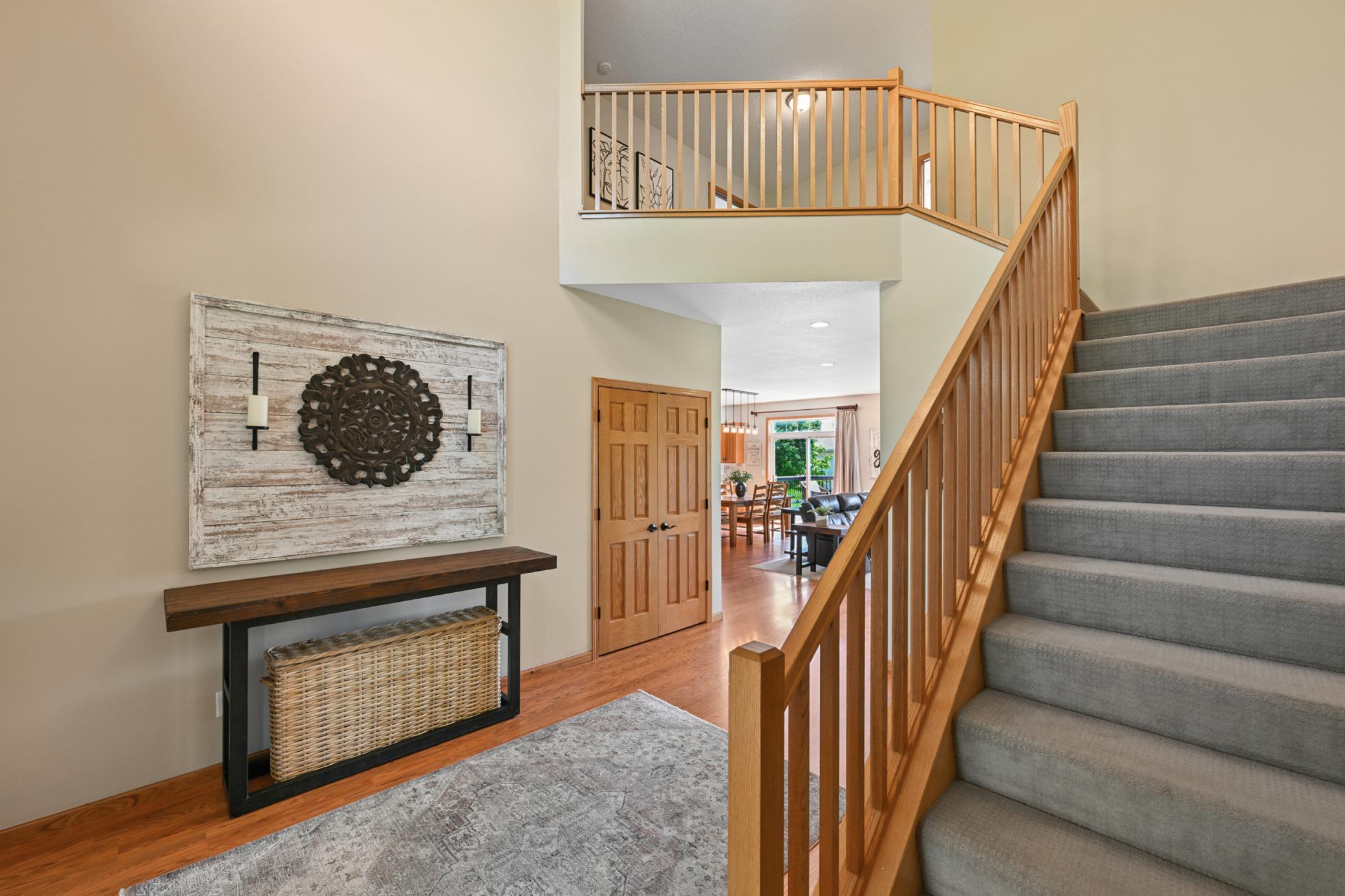 4675 Lark Court Ne Property Photo 2