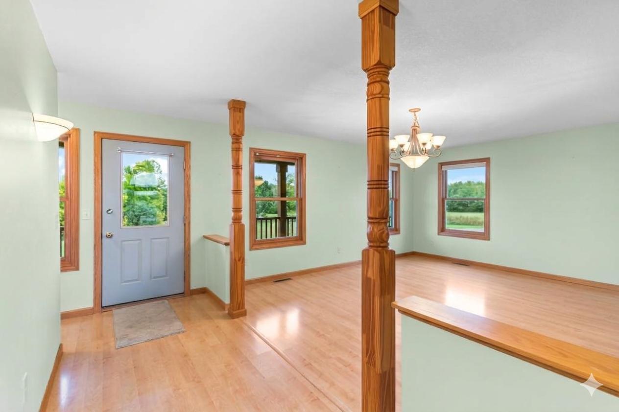 42790 Elmcrest Avenue Property Photo 5