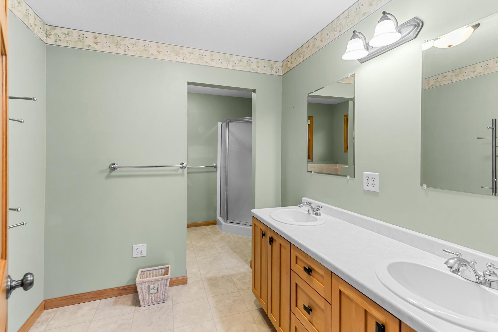 42790 Elmcrest Avenue Property Photo 16