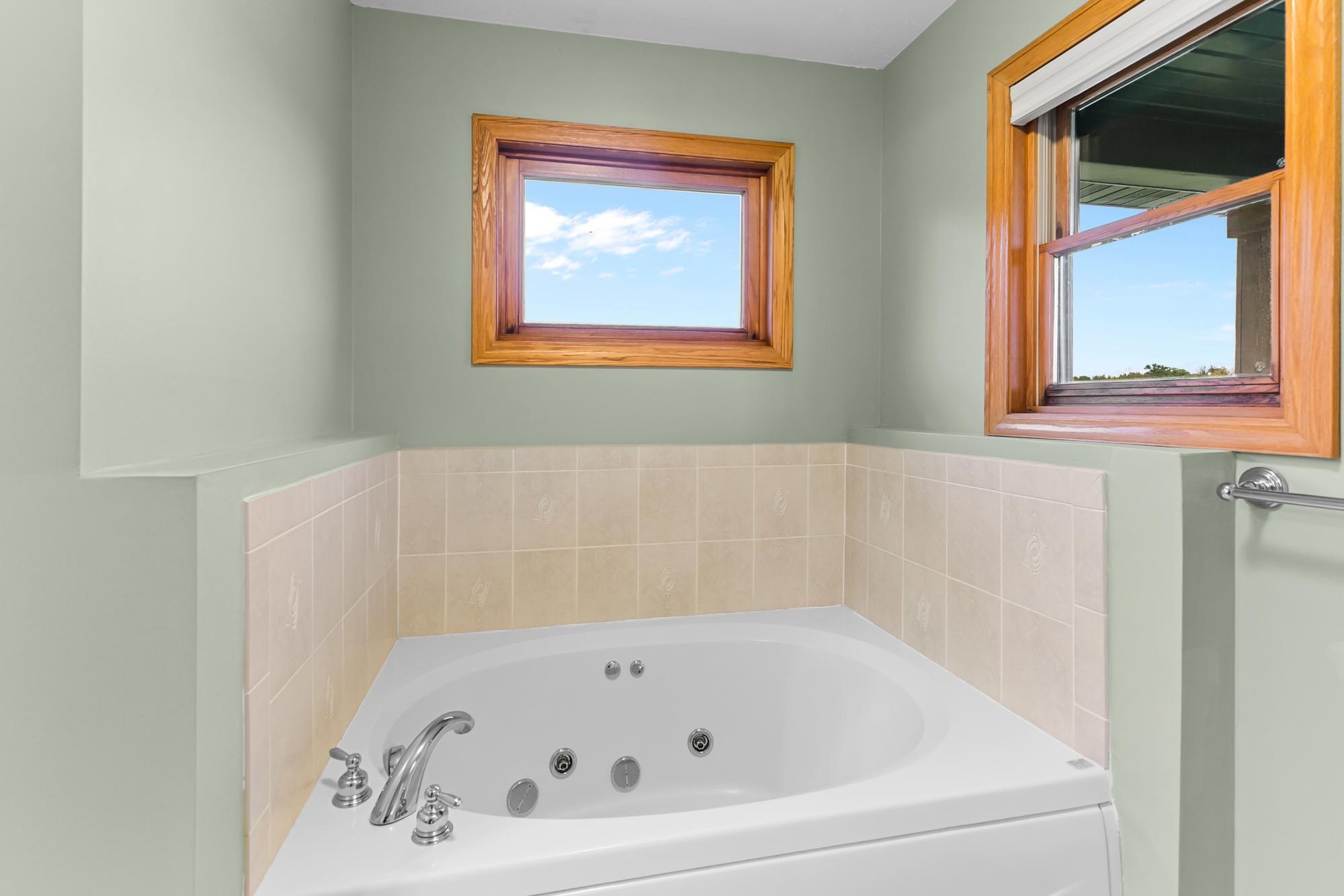 42790 Elmcrest Avenue Property Photo 17