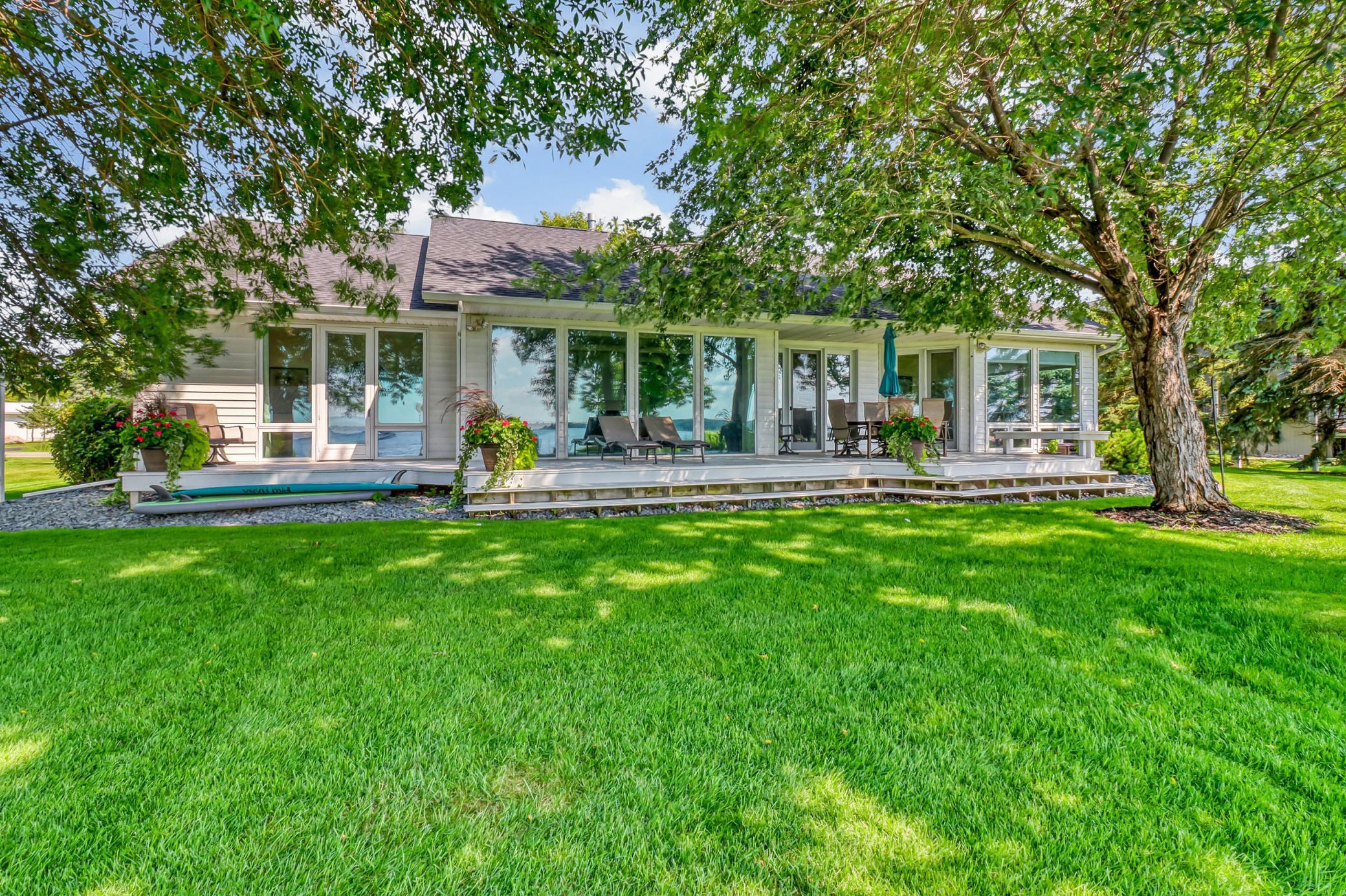 1760 E Shore Drive Property Photo 8