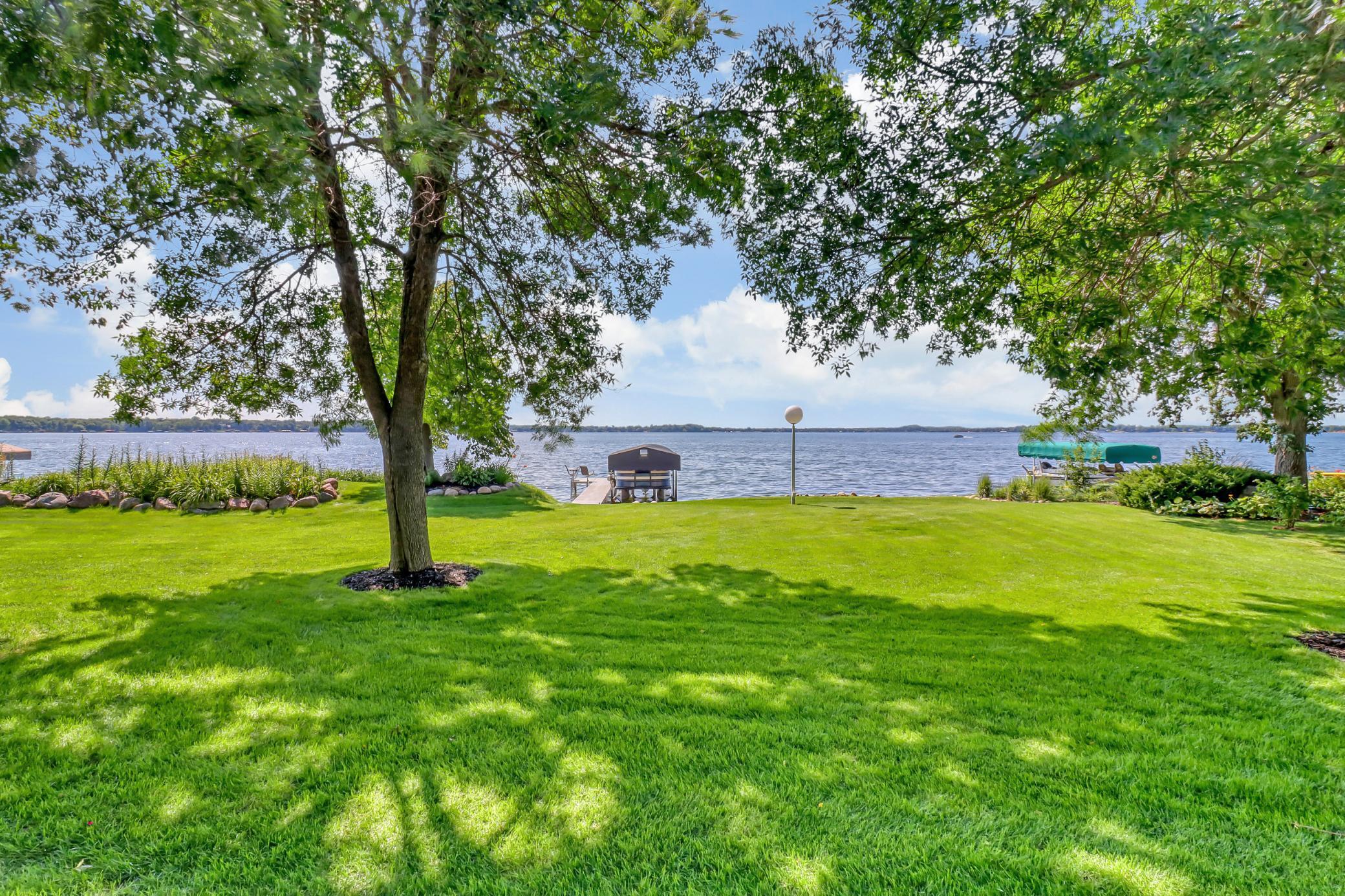 1760 E Shore Drive Property Photo 12