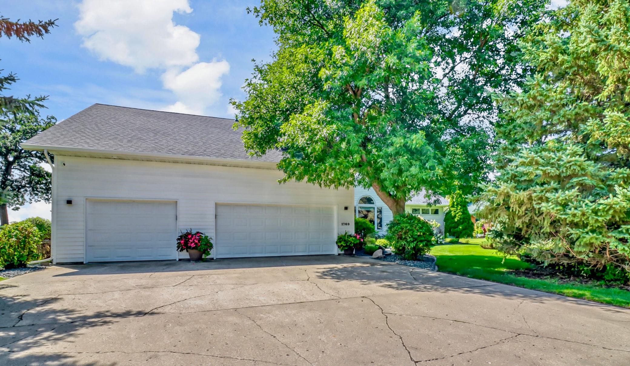 1760 E Shore Drive Property Photo 16