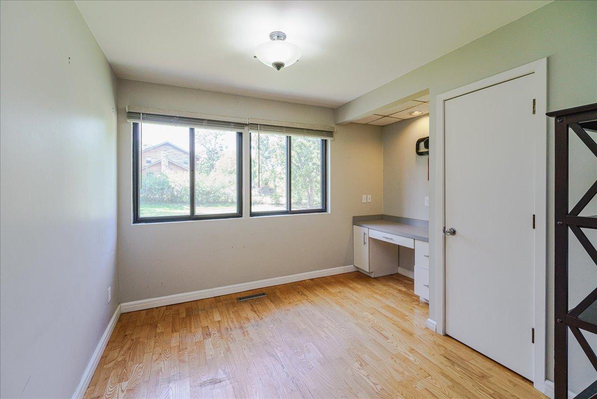 1009 2nd Street E Property Photo 17
