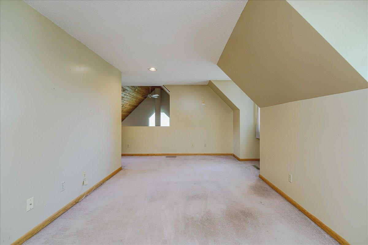 1009 2nd Street E Property Photo 25