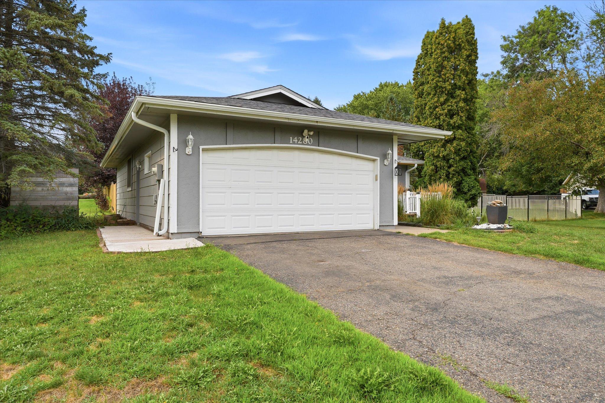 14280 Embry Path Property Photo 4