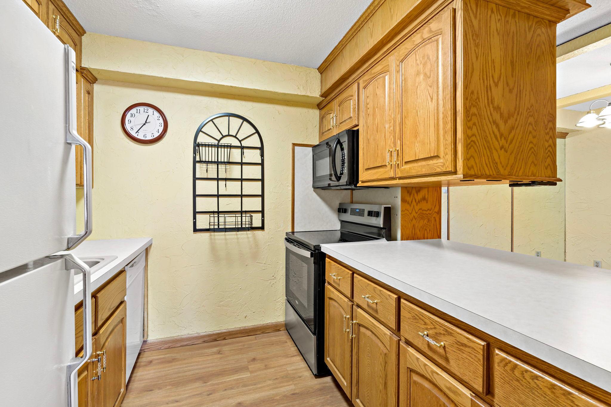 5410 Three Points Boulevard 411 Property Photo 7