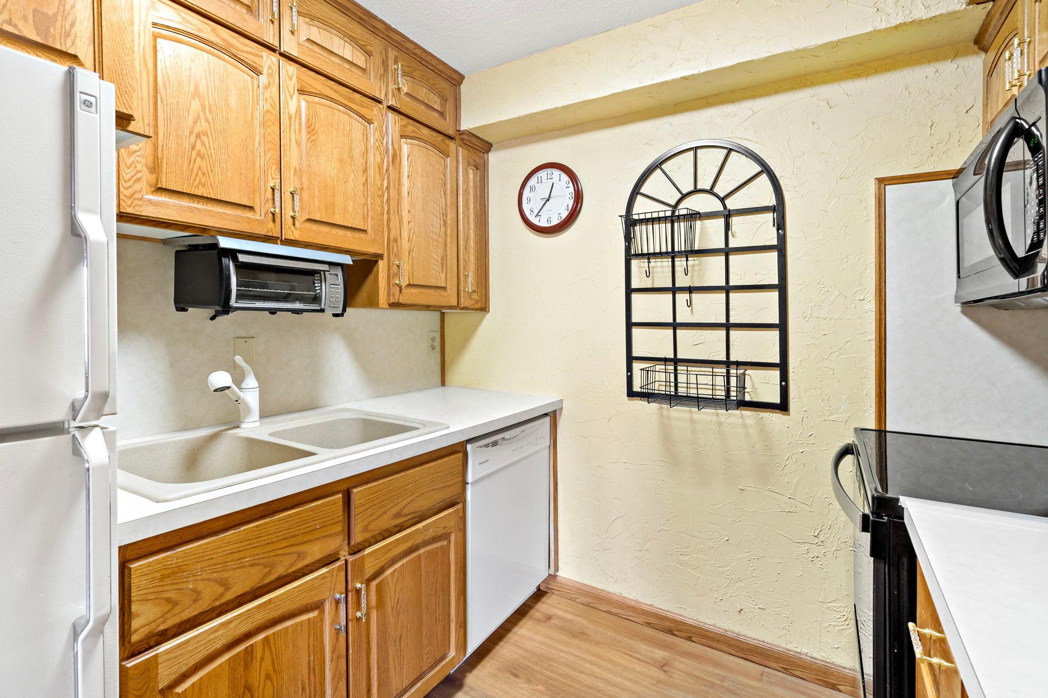 5410 Three Points Boulevard 411 Property Photo 21