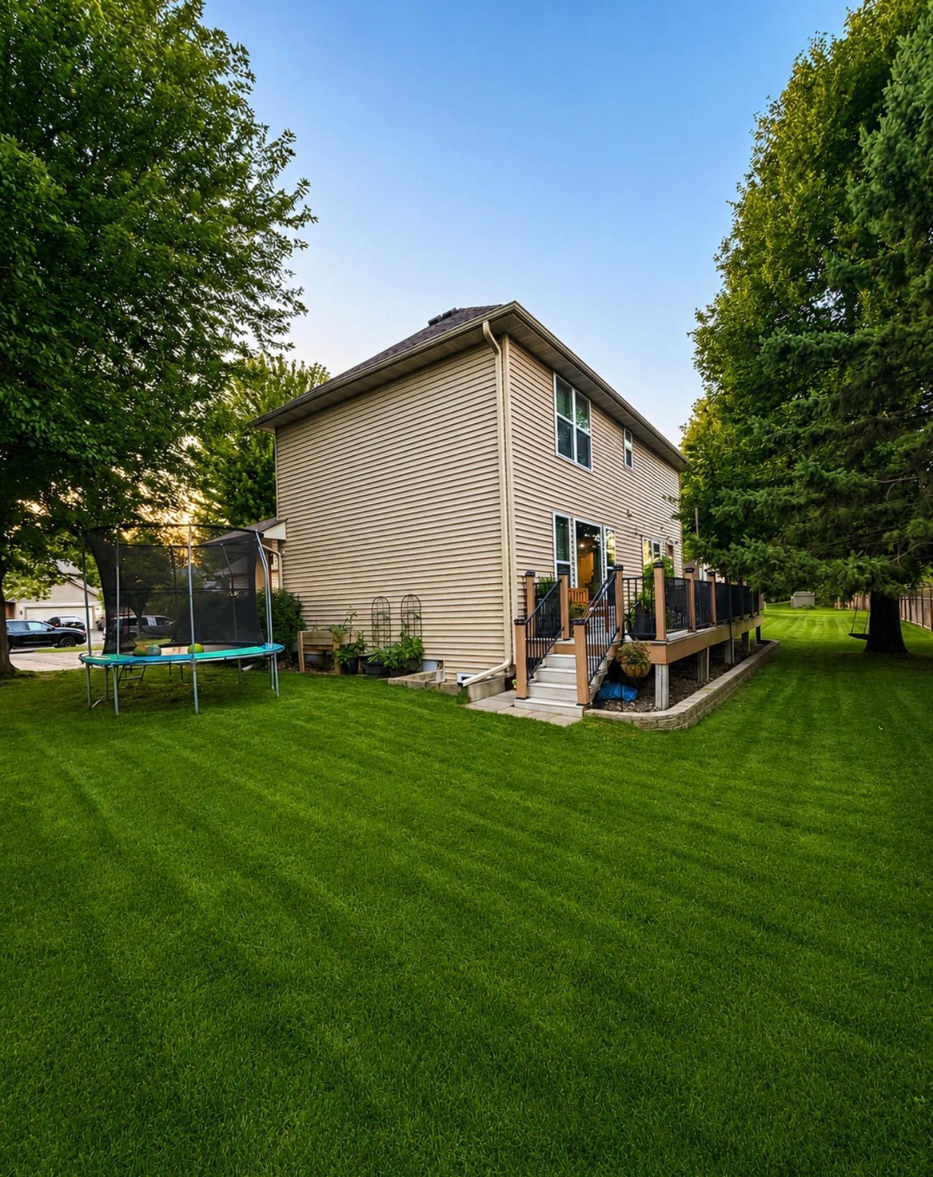 9906 Scott Avenue N Property Photo 33