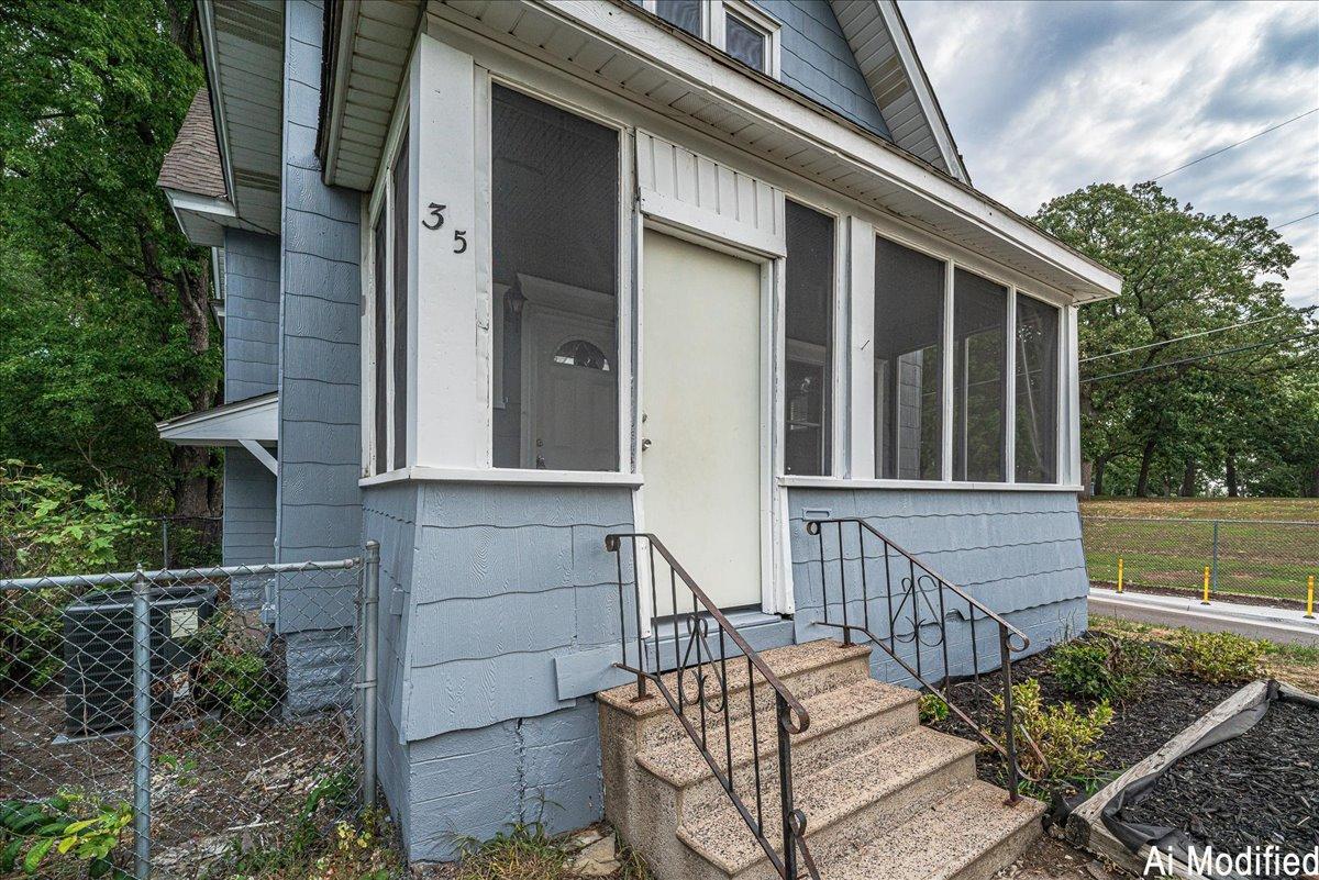 35 Manitoba Avenue Property Photo 3
