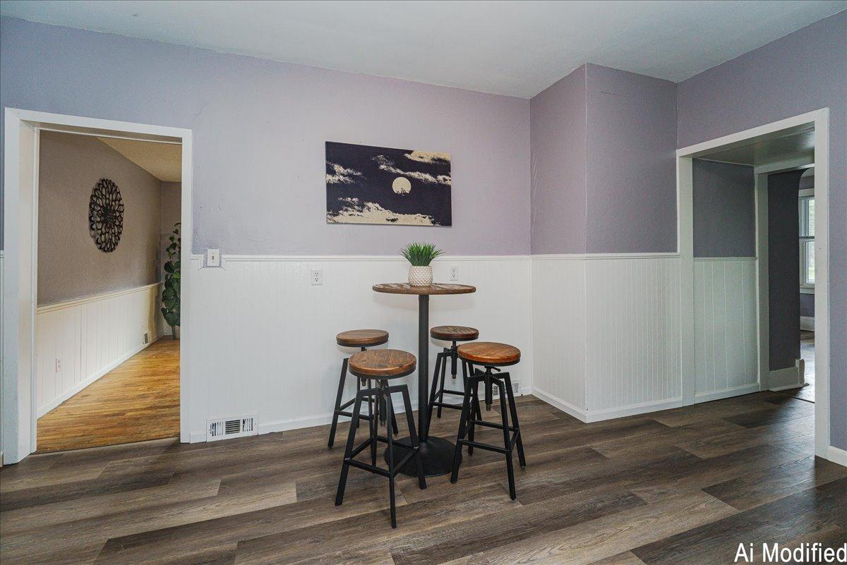 35 Manitoba Avenue Property Photo 14