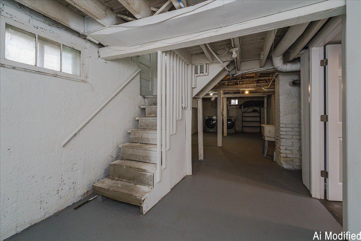 35 Manitoba Avenue Property Photo 33