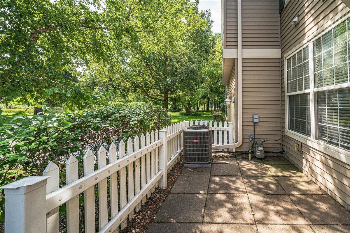 13660 Brass Parkway Property Photo 4