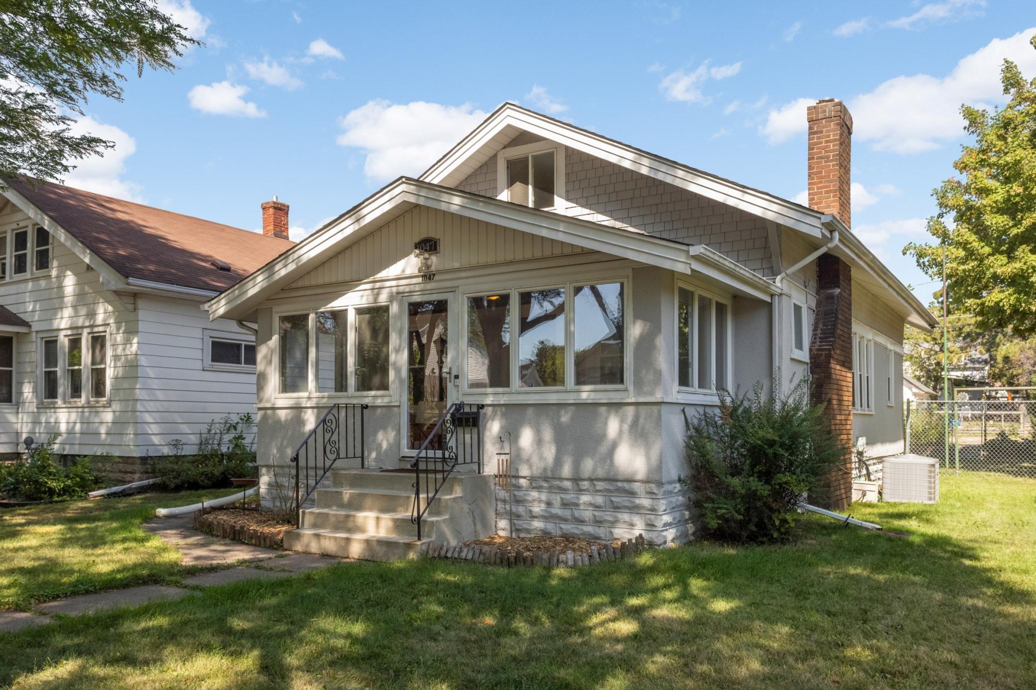 1047 Rose Avenue E Property Photo 1