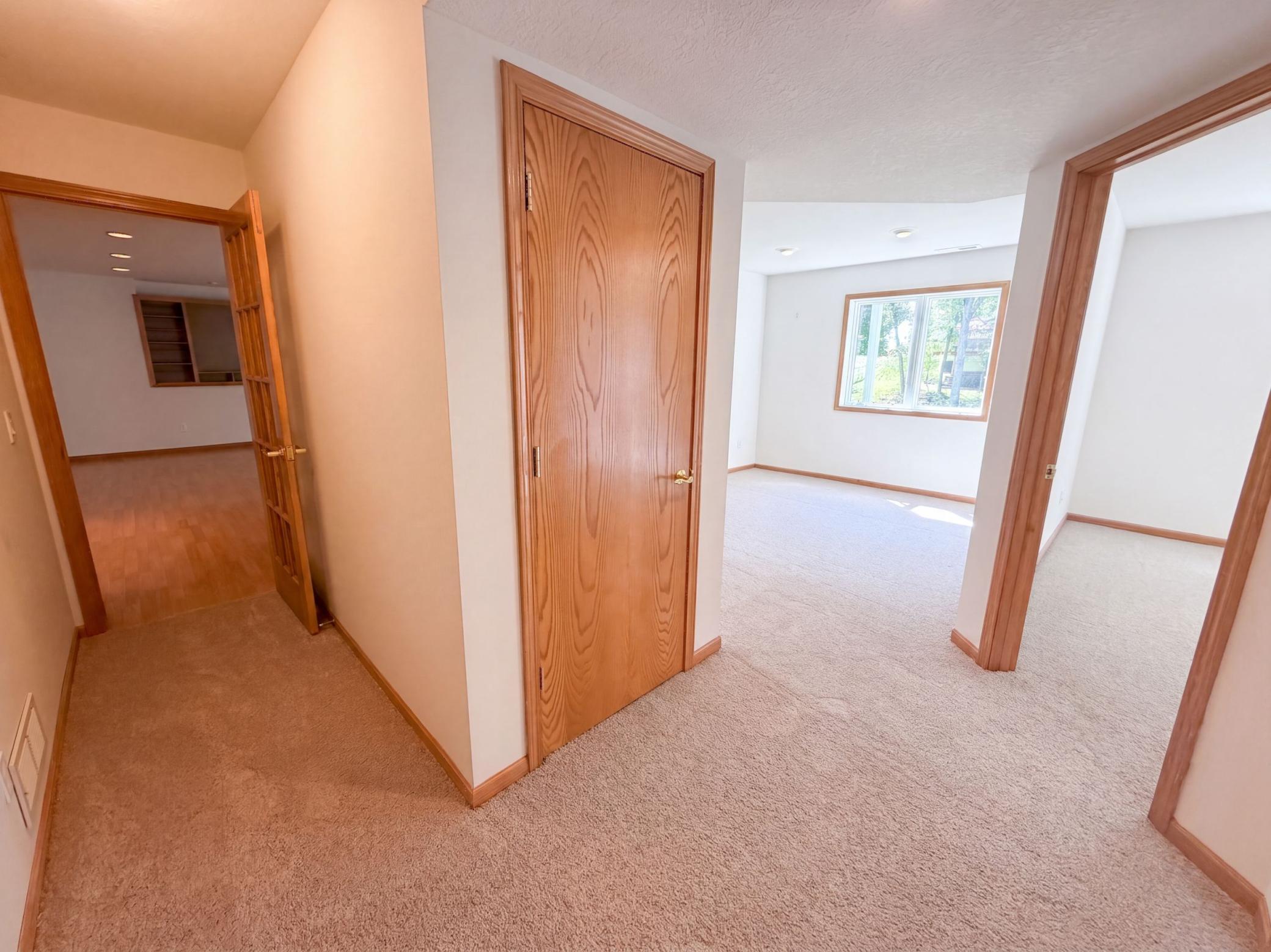 8763 Autumn Oaks Drive Property Photo 24