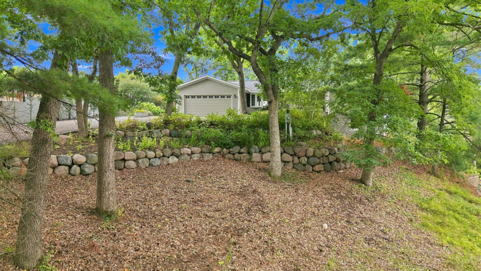 272 Cove Road Property Photo 4