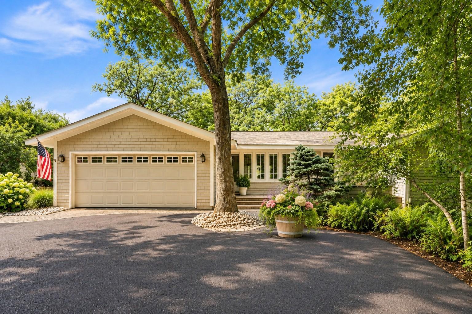 272 Cove Road Property Photo 5