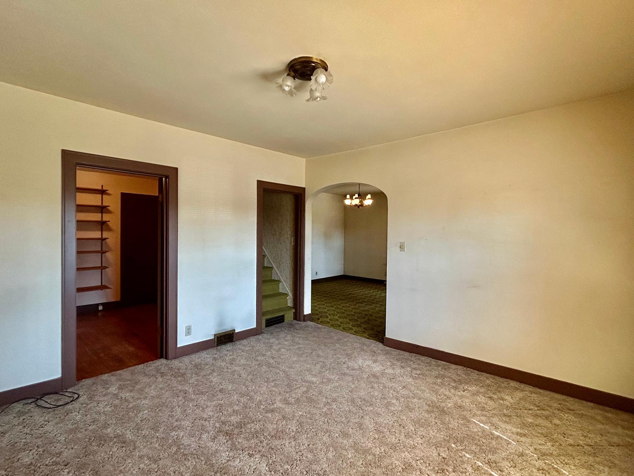 214 6th Street Nw Property Photo 9