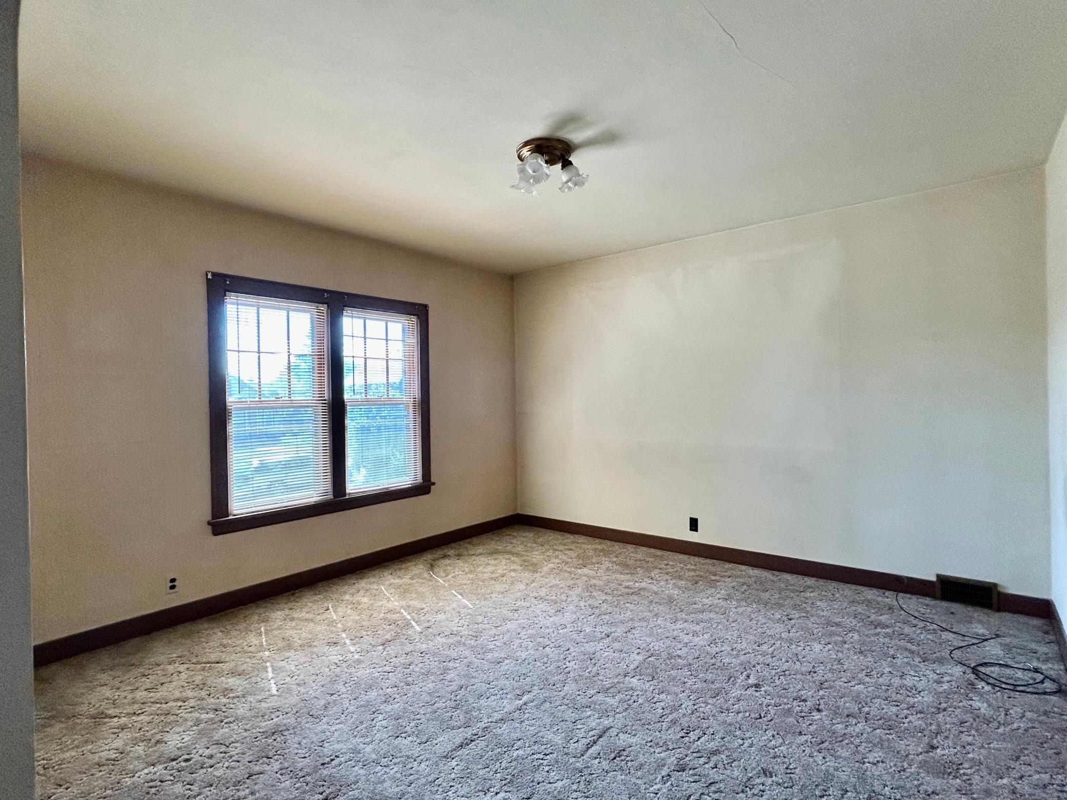 214 6th Street Nw Property Photo 10
