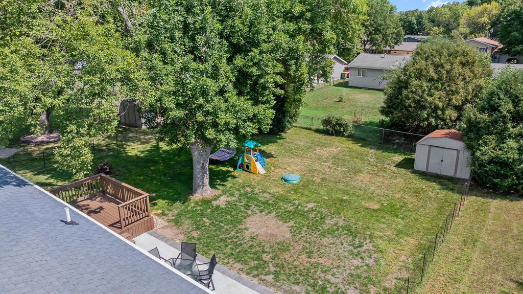 807 Hackberry Drive Property Photo 9