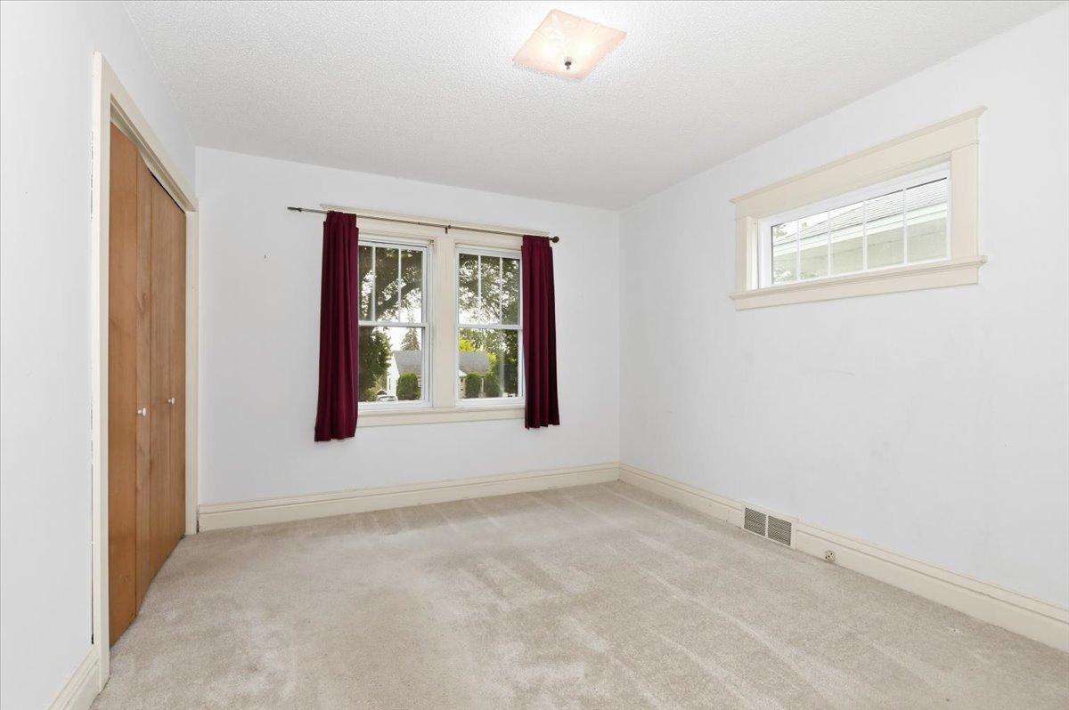 2417 Jefferson Street Property Photo 9
