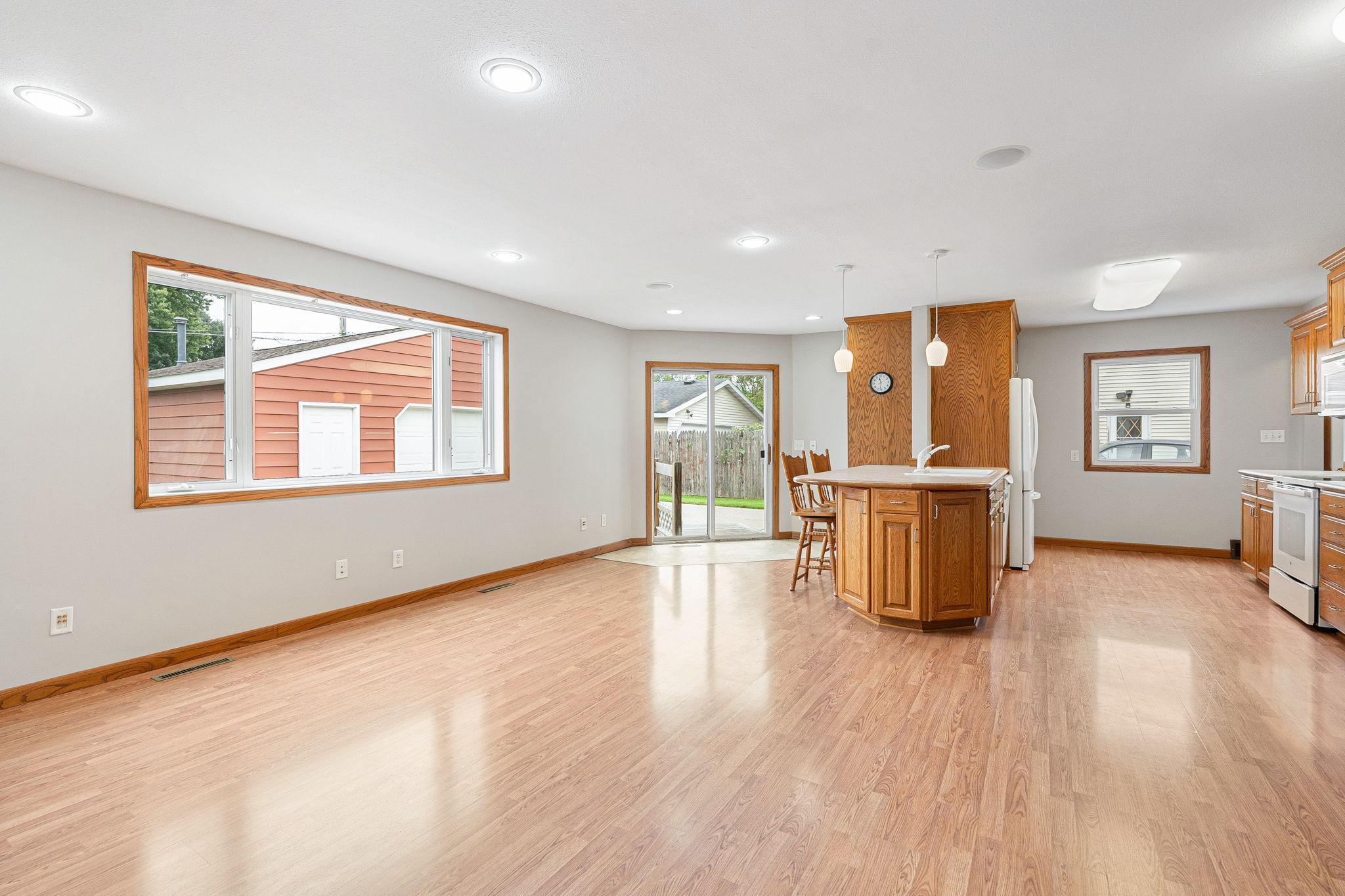 304 18th Street Nw Property Photo 14