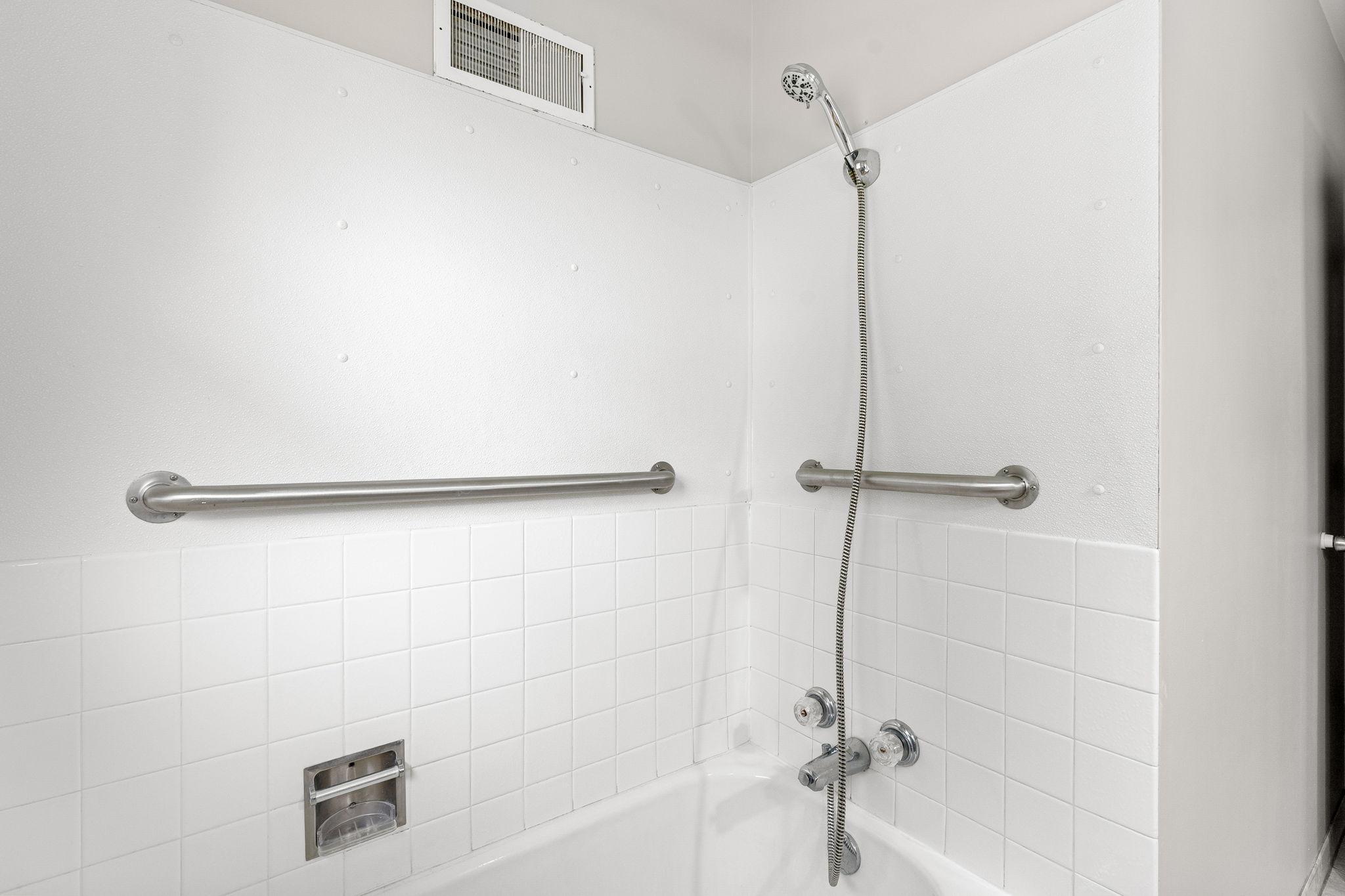 304 18th Street Nw Property Photo 28