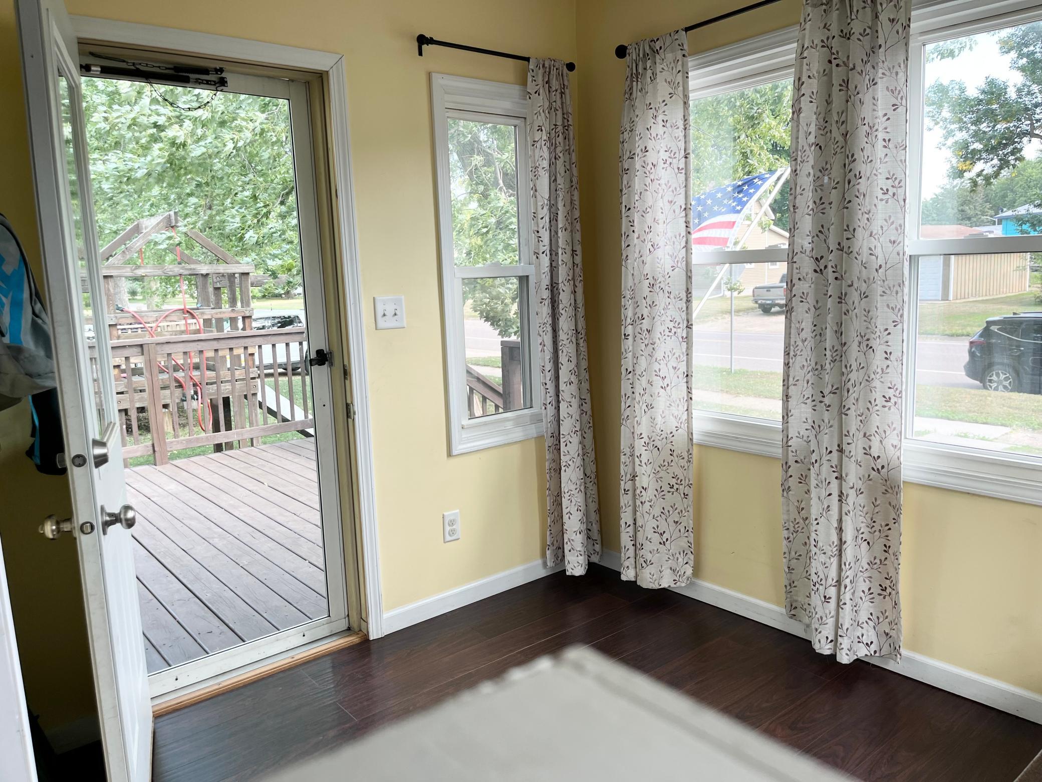 914 13th Street Property Photo 3