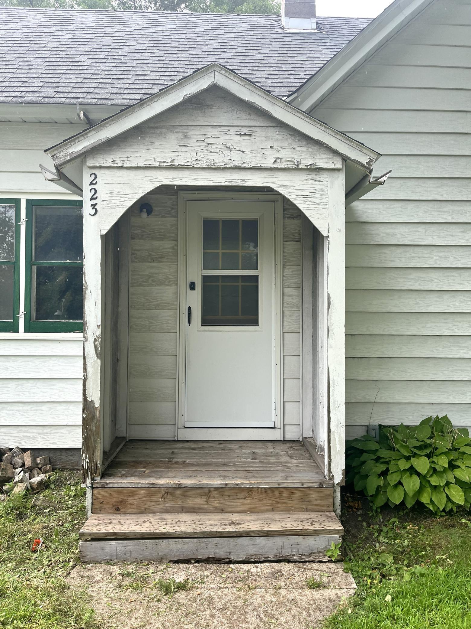 223 1st Street Se Property Photo 4