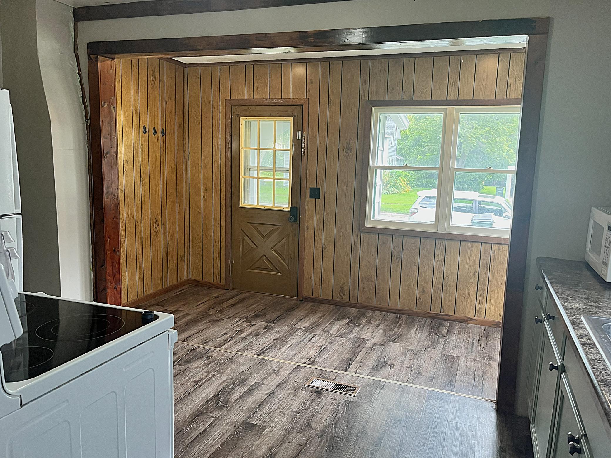 223 1st Street Se Property Photo 11