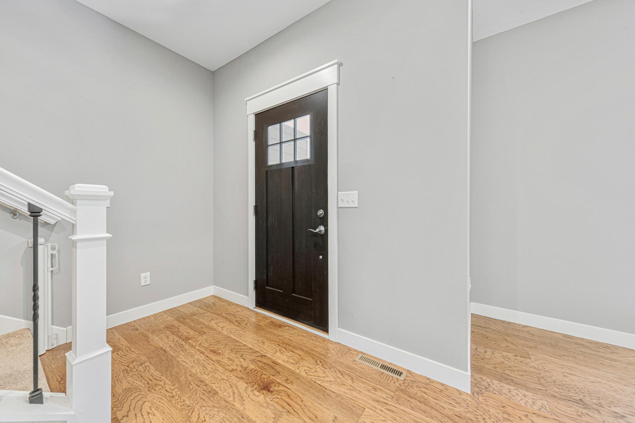 317 Oak Marsh Drive Property Photo 4