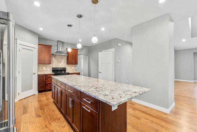 317 Oak Marsh Drive Property Photo 13