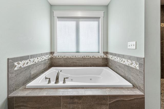 317 Oak Marsh Drive Property Photo 32