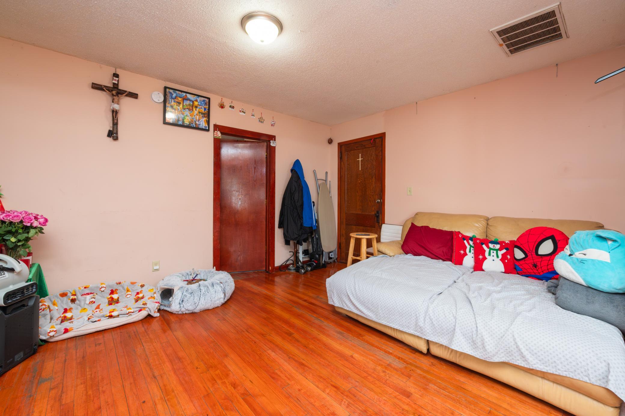 2218 4th Avenue N Property Photo 37