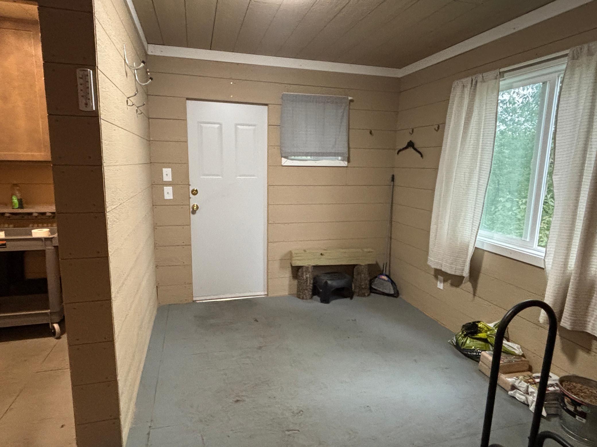 2236 Meadowview Road Property Photo 7