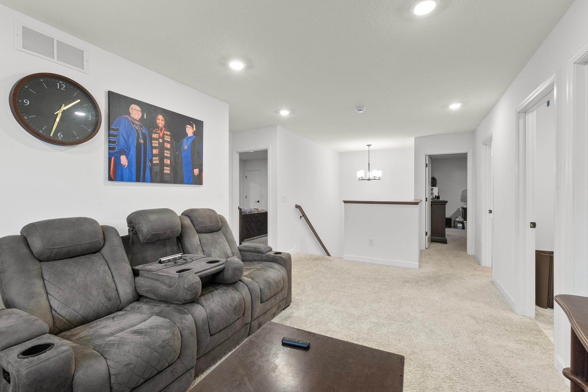 8358 Lamont Avenue Ne Property Photo 26