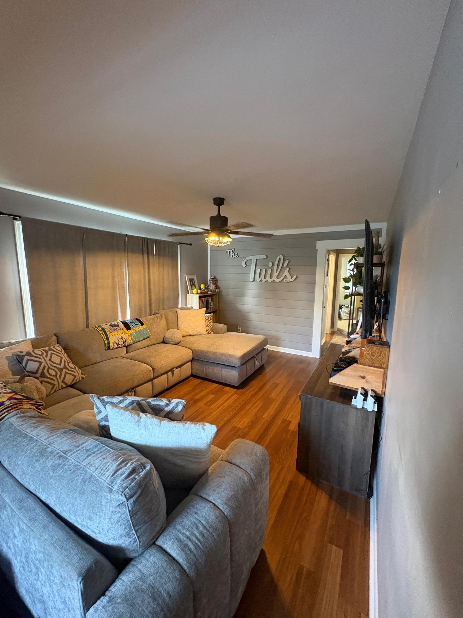 1118 Broadway Street Property Photo 4
